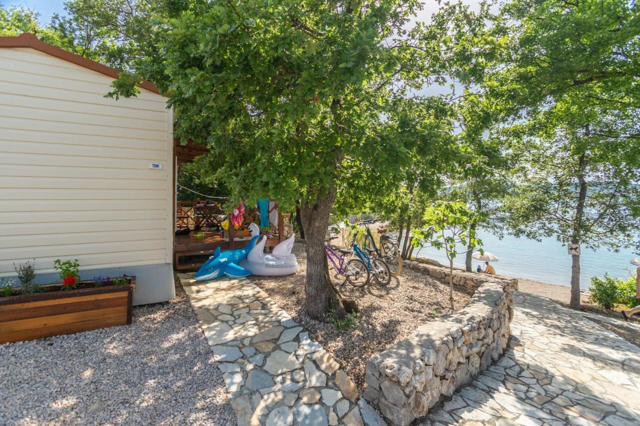 Krk Mobile Homes Klimno Εξωτερικό φωτογραφία