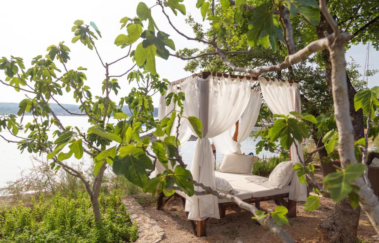 Krk Mobile Homes Klimno Εξωτερικό φωτογραφία
